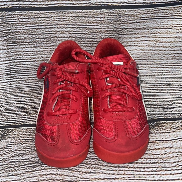 Boys Puma Sneakers - Picture 2 of 12